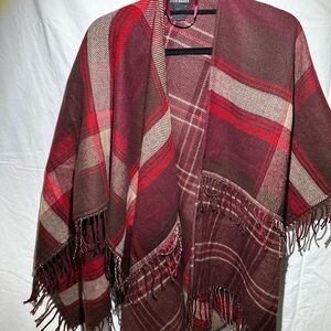 Steve Madden Tartan Ruana Full Wrap Shawl Fringe Scarf Red Black Plaid OSFM